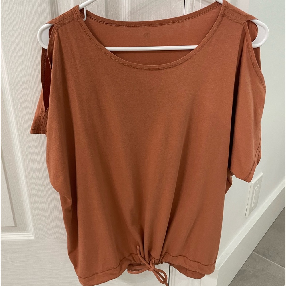 Lululemon open shoulder top